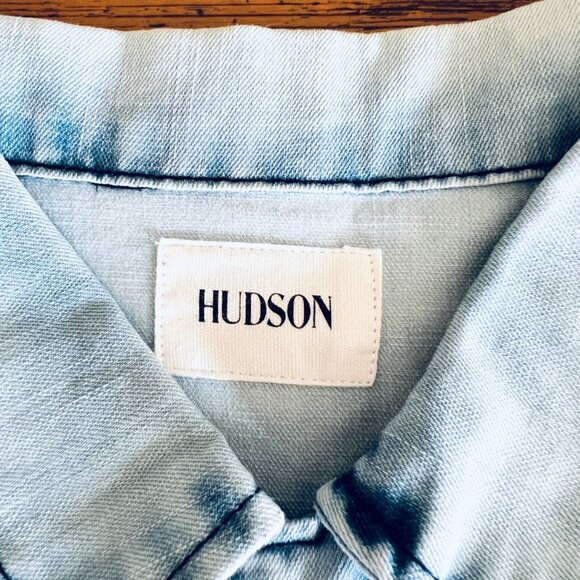 NEW HUDSON Girl Blue Crop Shirt Short Sleeve Raw Hem Snap Button Size Large - Picture 10 of 12